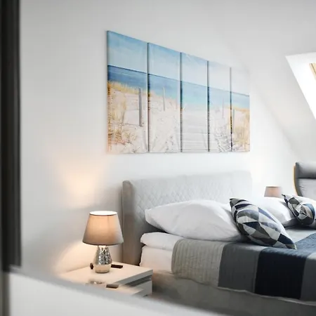 Sunset Resort, Nadmorska 106 *