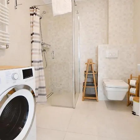 Sunset Resort, Nadmorska 106 *