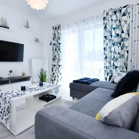 Sunset Resort, Nadmorska 106 *