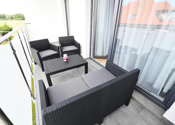 Sunset Resort, Nadmorska 106 * גרצי'יבובו