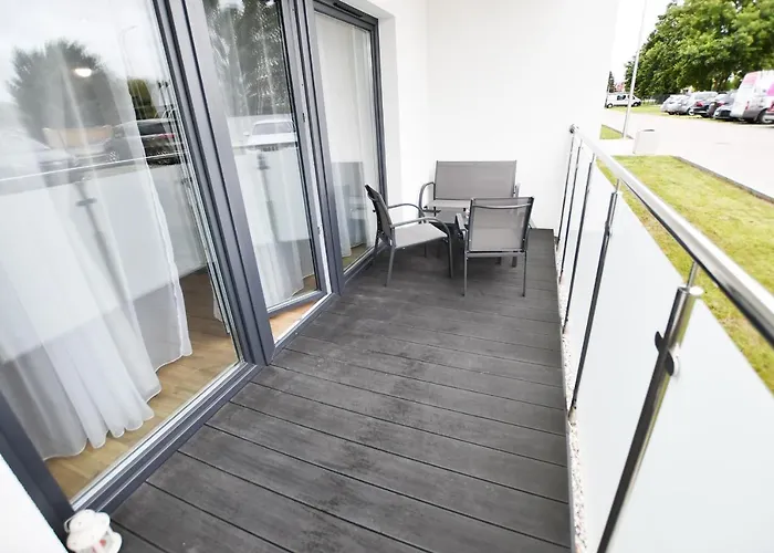 Sunset Resort, Nadmorska 106