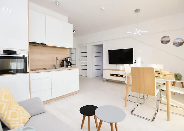 Sunset Resort, Nadmorska 106 גרצי'יבובו