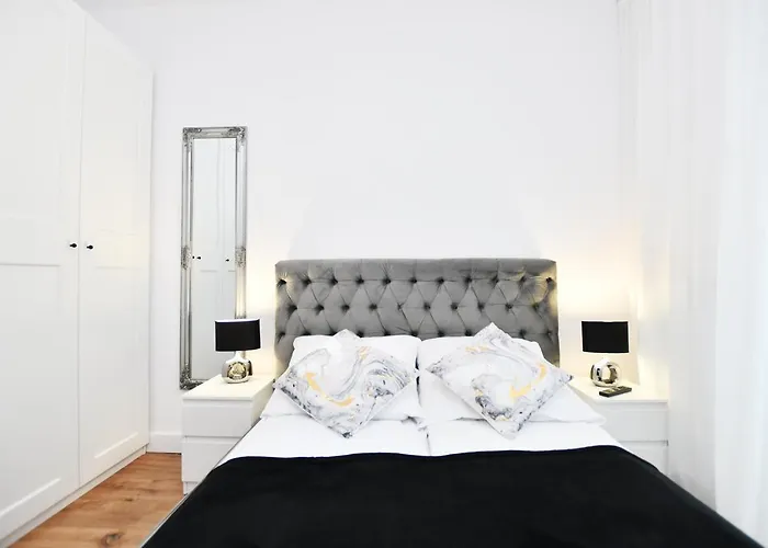 Sunset Resort, Nadmorska 106 דירה *