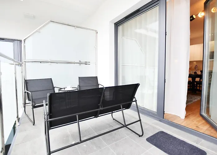 Sunset Resort, Nadmorska 106 *