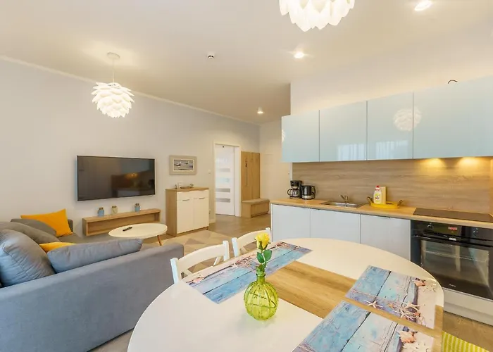 Sunset Resort, Nadmorska 106 דירה