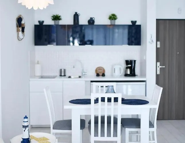 Sunset Resort, Nadmorska 106 גרצי'יבובו