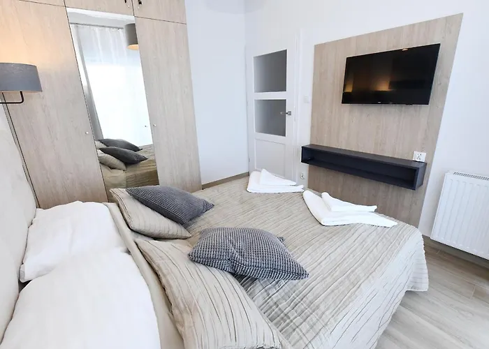 Sunset Resort, Nadmorska 106 *