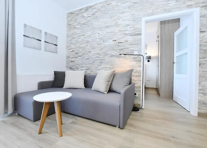 Sunset Resort, Nadmorska 106 *