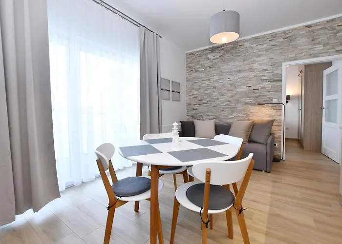 Sunset Resort, Nadmorska 106 דירה *